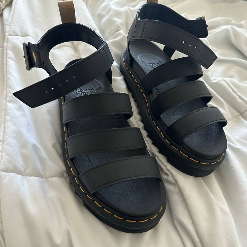 Dr. Martens sandals *NEW*